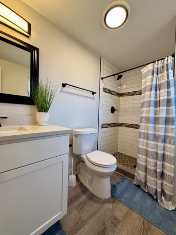 Building Photo - 9989 Dodge Dr