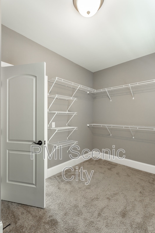 Building Photo - 7725 Peppertree Dr