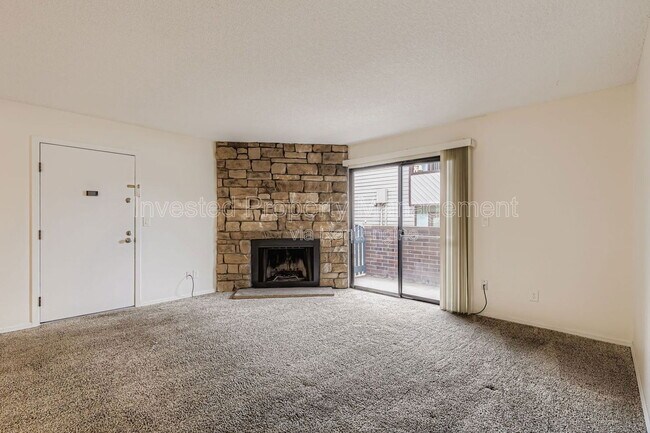 Building Photo - 11913 E Harvard Ave