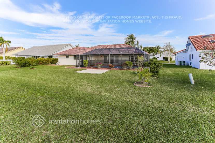 Building Photo - 8612 NW 79th St