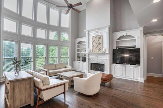 Building Photo - 415 Autry Mill Cir