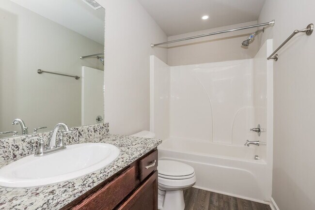Building Photo - 2228 Lismore Dr