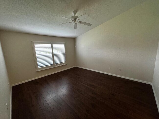 Building Photo - 10156 Mainsail Dr