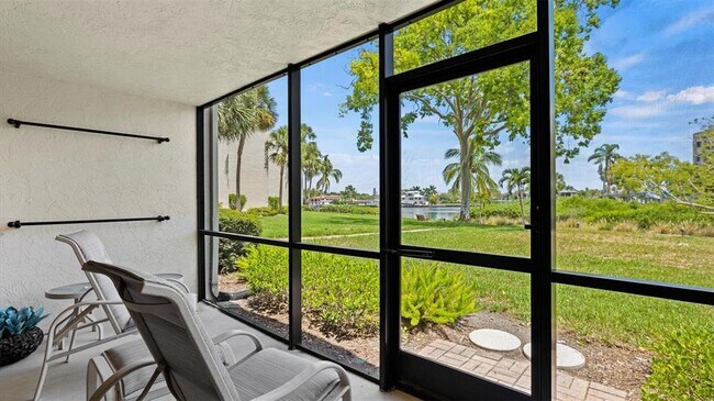 Building Photo - 1700 Cove II Pl