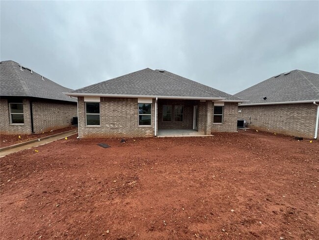 Building Photo - 6804 Labelle Dr