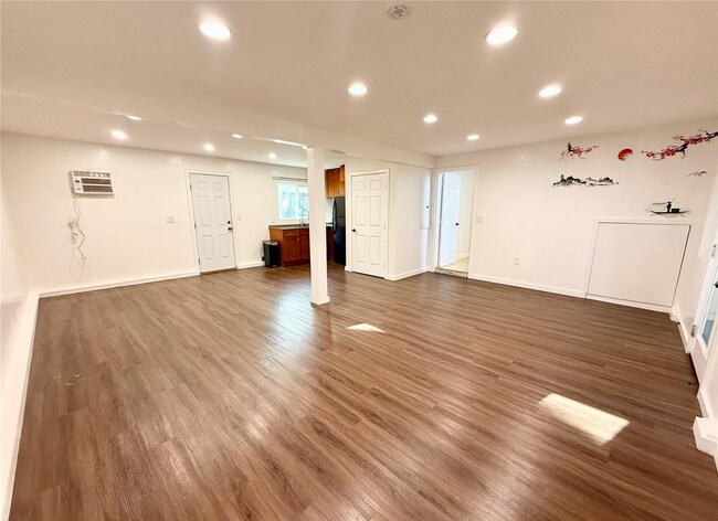 Building Photo - 94-069 Puanane Loop