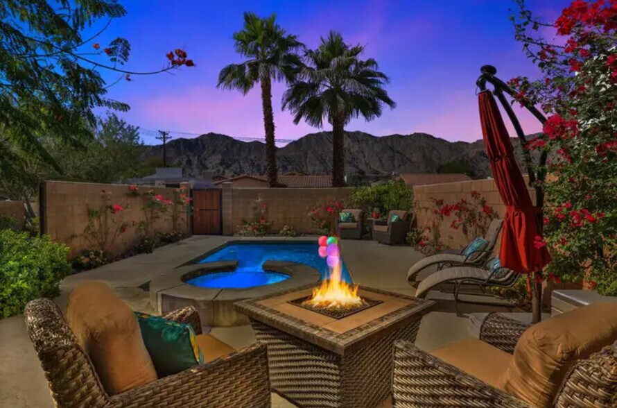 Building Photo - 53220 Avenida Navarro