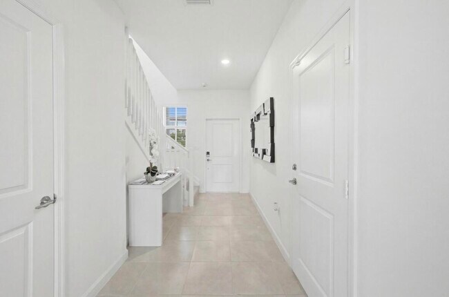 Building Photo - 2324 NW 130th St