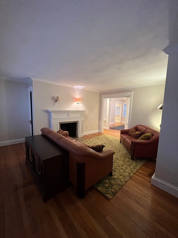 Building Photo - 162 East Side Pkwy