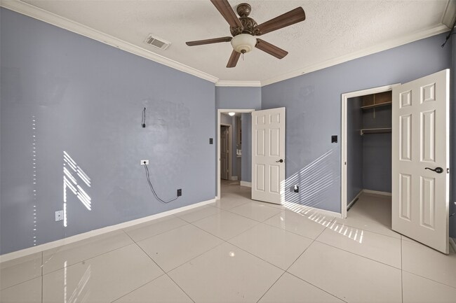 Building Photo - 4218 Meadowchase Ln