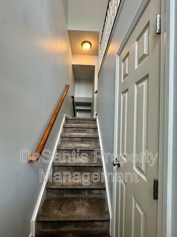 Building Photo - 307 Marshall Heights Dr