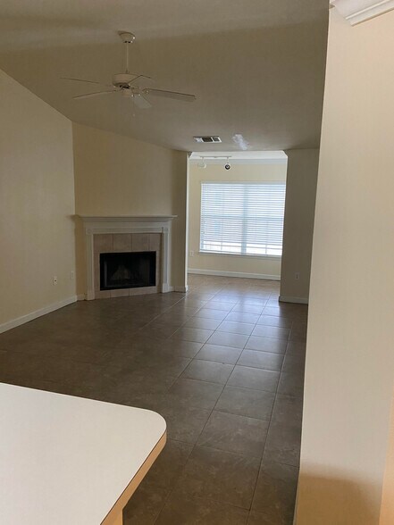 Building Photo - 18117 Bridle Bit Ln
