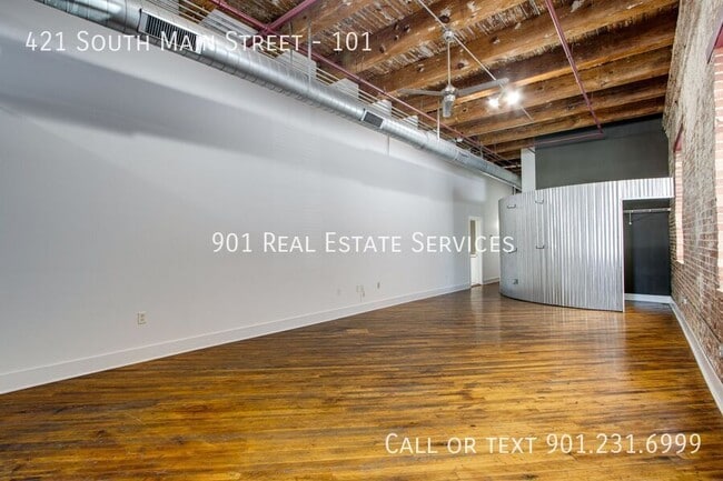 Building Photo - 421 S Main St