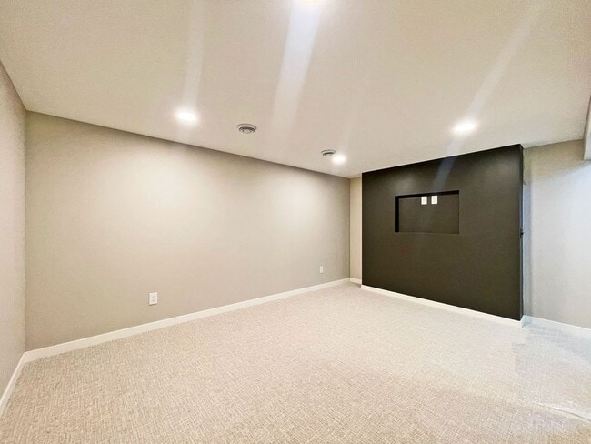 Building Photo - All New From Top To Toe, Gorgeous Home with Stunning Kitchen, Primary Suite, Family Room & More!