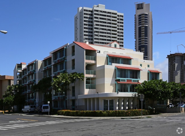 Primary Photo - Na Lei Hulu Kupuna