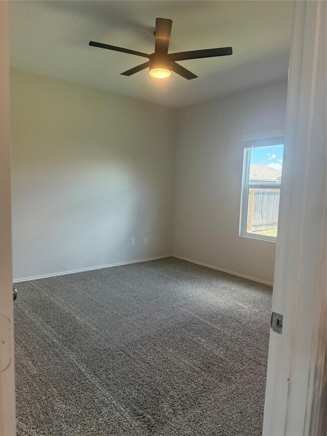 Building Photo - 1104 Minnow Ln