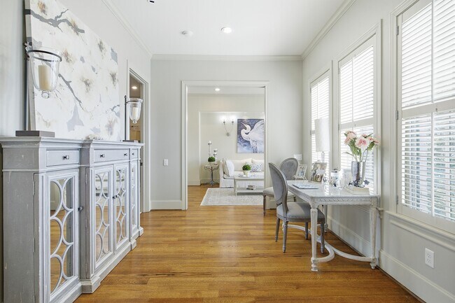 Building Photo - 3240 Bammel Ln