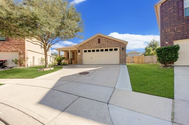 Building Photo - 16011 Heights Harvest Ln