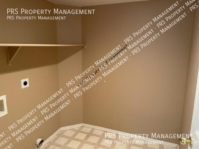 Building Photo - 1053 W Bruce Ave