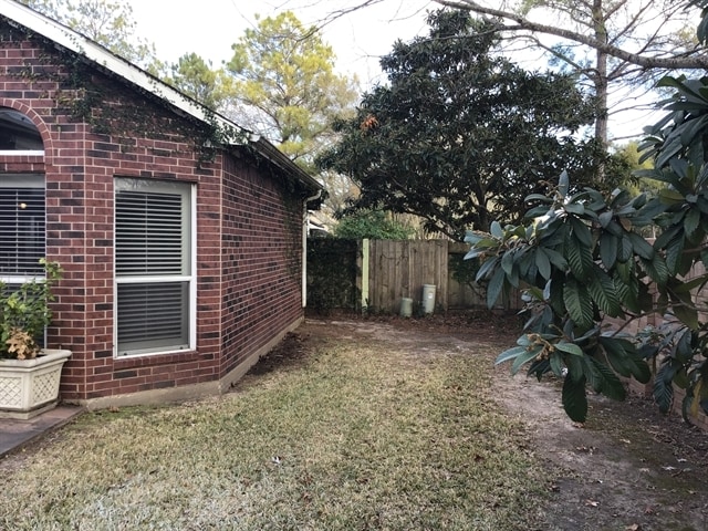 Building Photo - 22327 Merabrook Dr