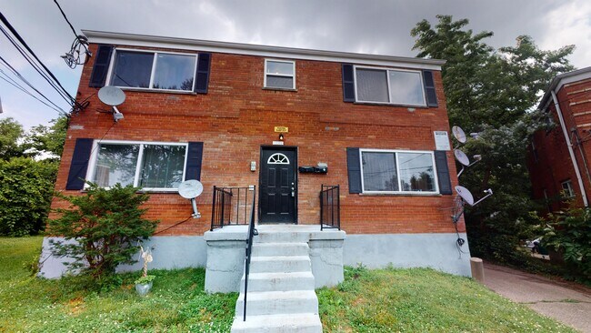 Building Photo - 2502 Flanigan Ct