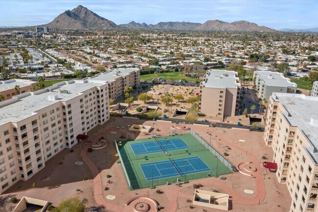 Building Photo - 7910 E Camelback Rd