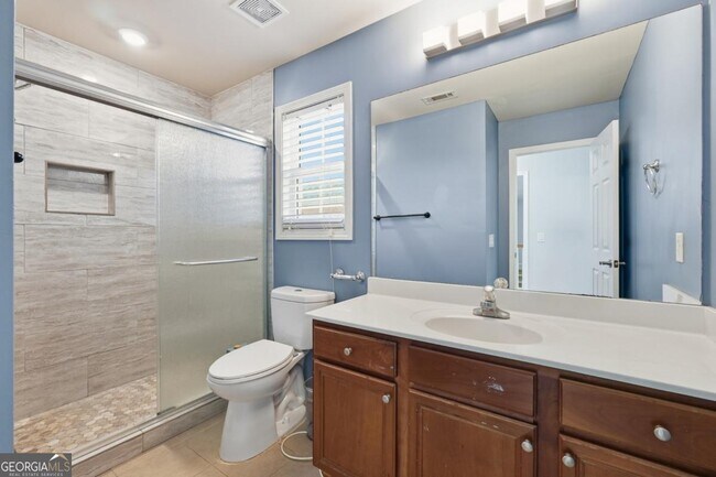 Building Photo - 903 Misty View Ct SW