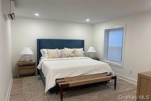 Building Photo - 4 Carriage Ln