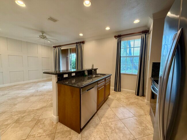 Building Photo - 7447 Briella Dr