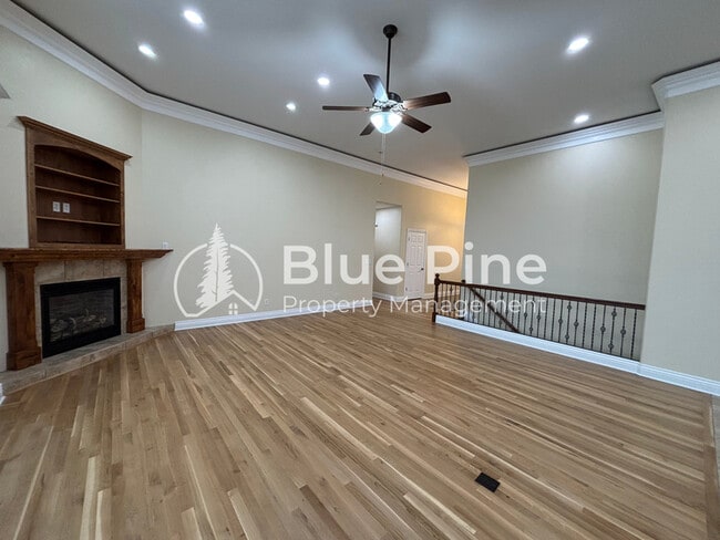 Building Photo - 5245 Jupiter Hills Dr