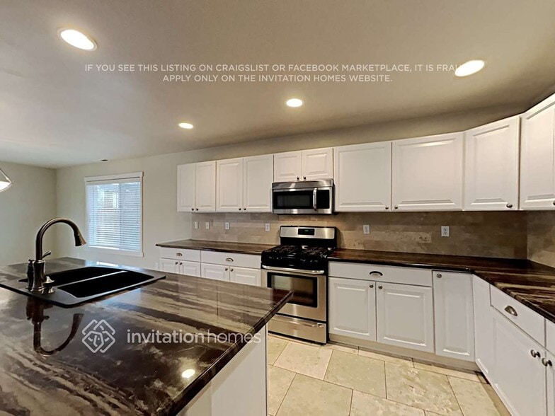 Building Photo - 9329 186th St Ct E