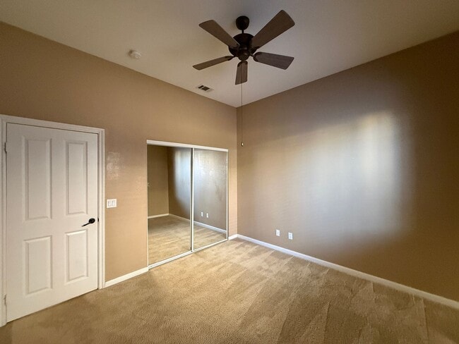 Building Photo - Centrally Located Single Story Home in Traditions