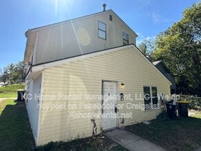 Building Photo - 4140 E 60 Terrace