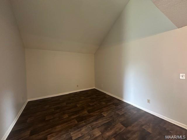 Building Photo - 30 Rosewood Ct