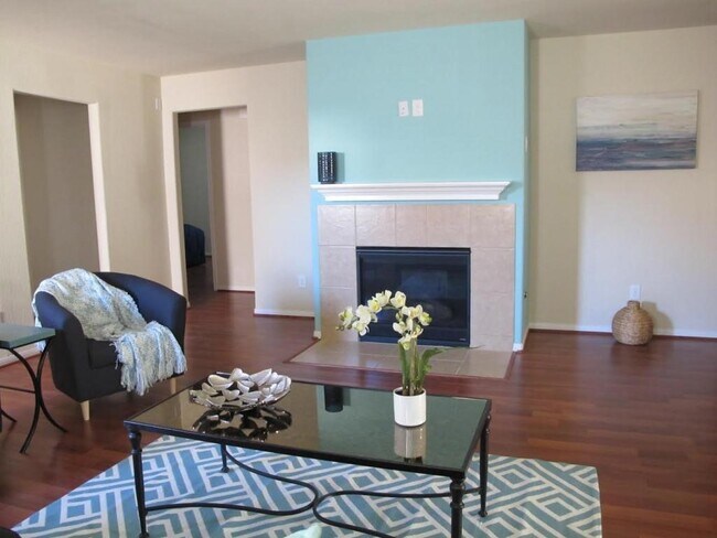 Building Photo - 3006 Thicket Path Way