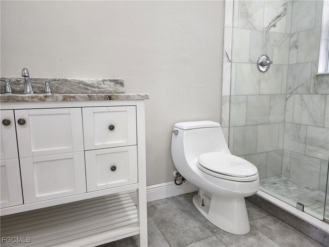 Building Photo - 100 Roosevelt Ave