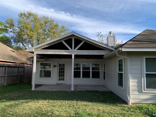 Building Photo - 3611 Stratford Town Ln