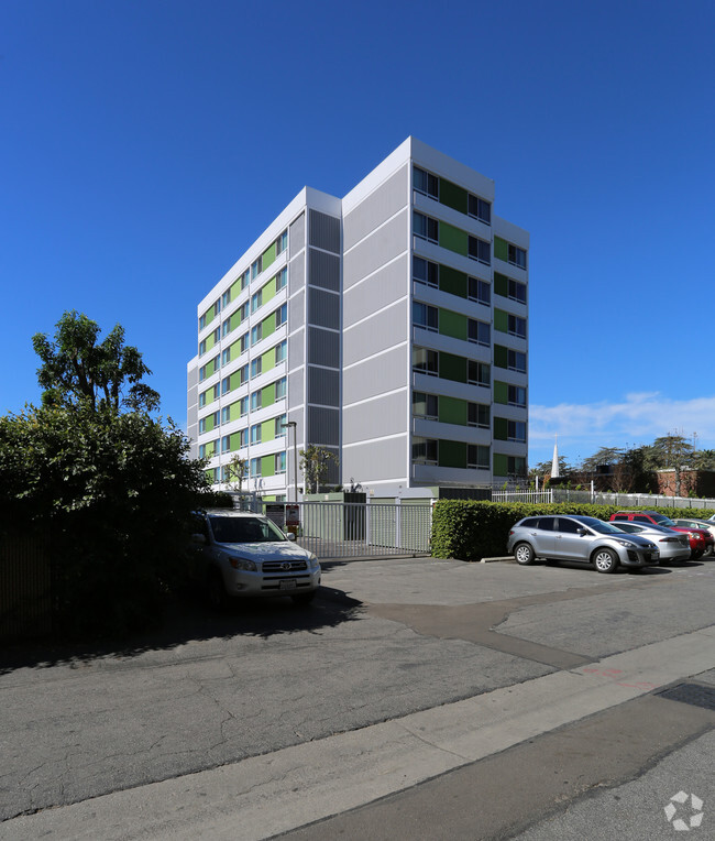 Building Photo - West Valley Towers