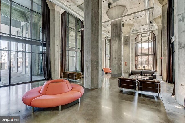 Building Photo - 1200 Steuart St