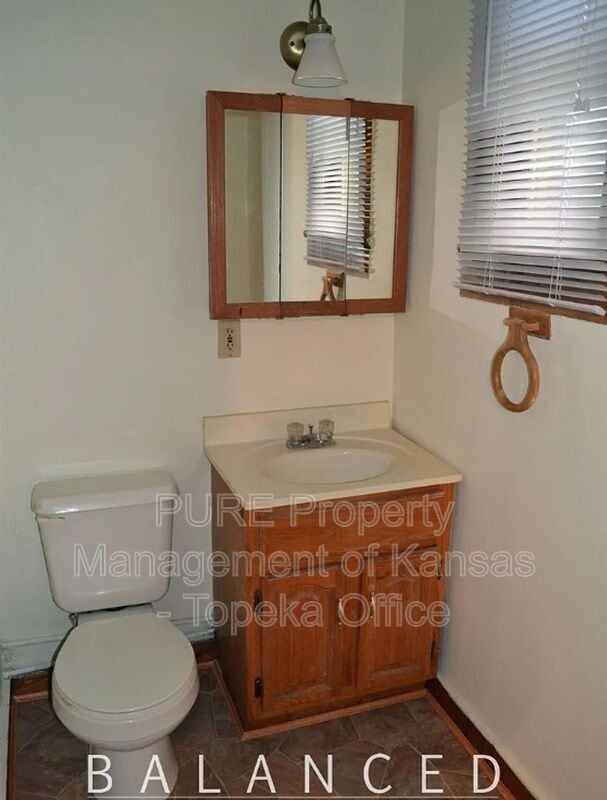 Building Photo - 420 SW Buchanan St