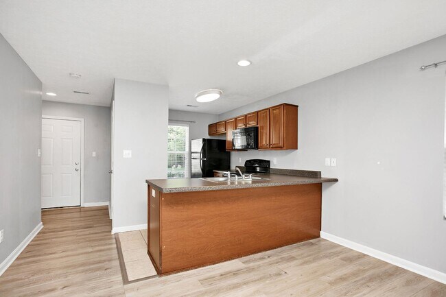Building Photo - 6622 S Wilson Rd