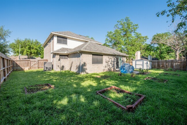 Building Photo - 6930 Haven Creek Dr