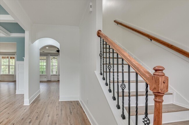 Building Photo - Home For Rent: 765 Mural Lake Ct Grovetown, GA 30813