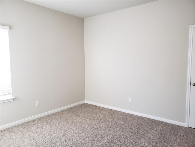 Building Photo - 1500 Ferryman Dr