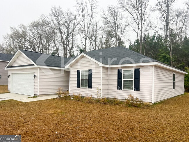 Building Photo - 136 Western Red Cedar Dr