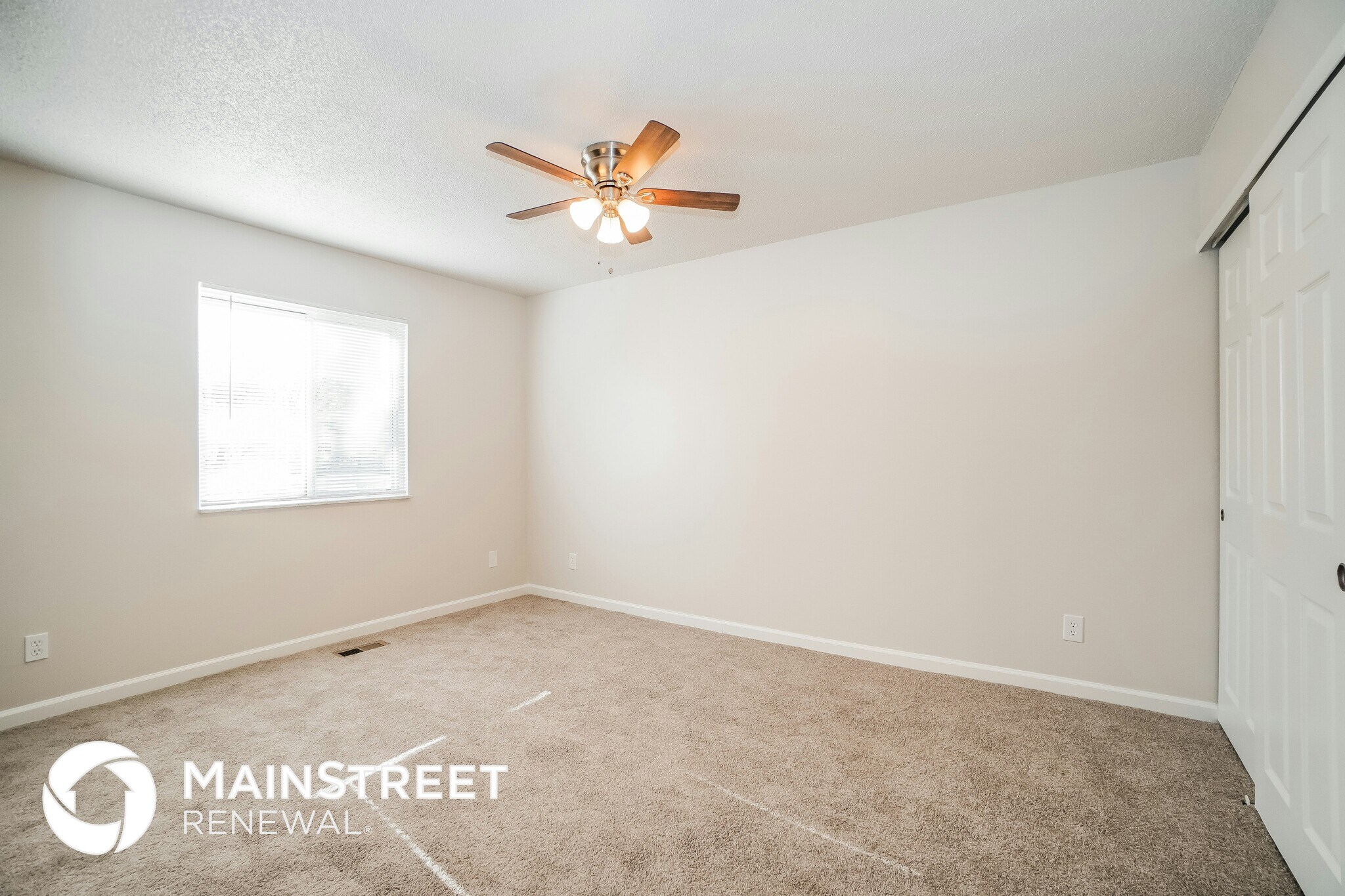 Building Photo - 5761 Ricardo Dr