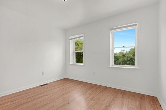 Building Photo - 2629 Dulany St