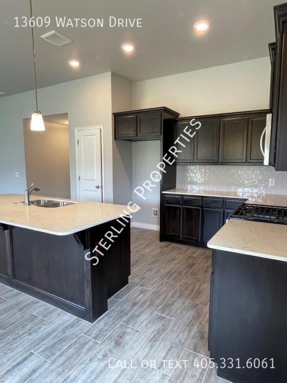 Building Photo - 13609 Watson Dr