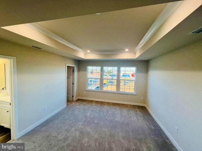 Building Photo - 303 E Grn St