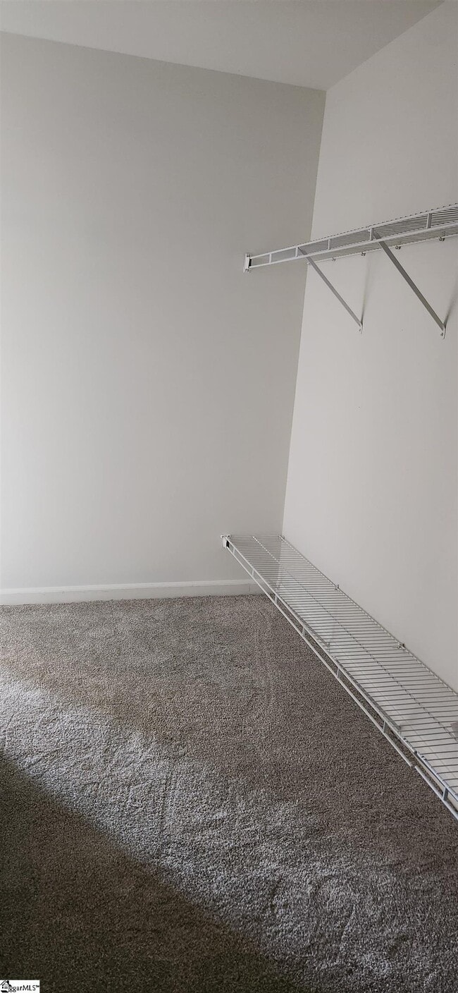 Building Photo - 32 Spring Crossing Cir